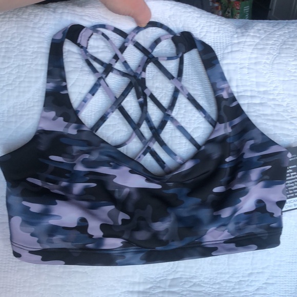 Onzie Chic Bra | yoga/strappy back | Blue camo | L | NWT - Picture 3 of 6